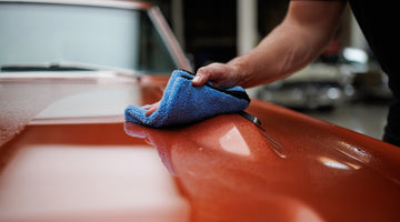 Surface Cleansing Clay Mitt | Jay Leno's Garage